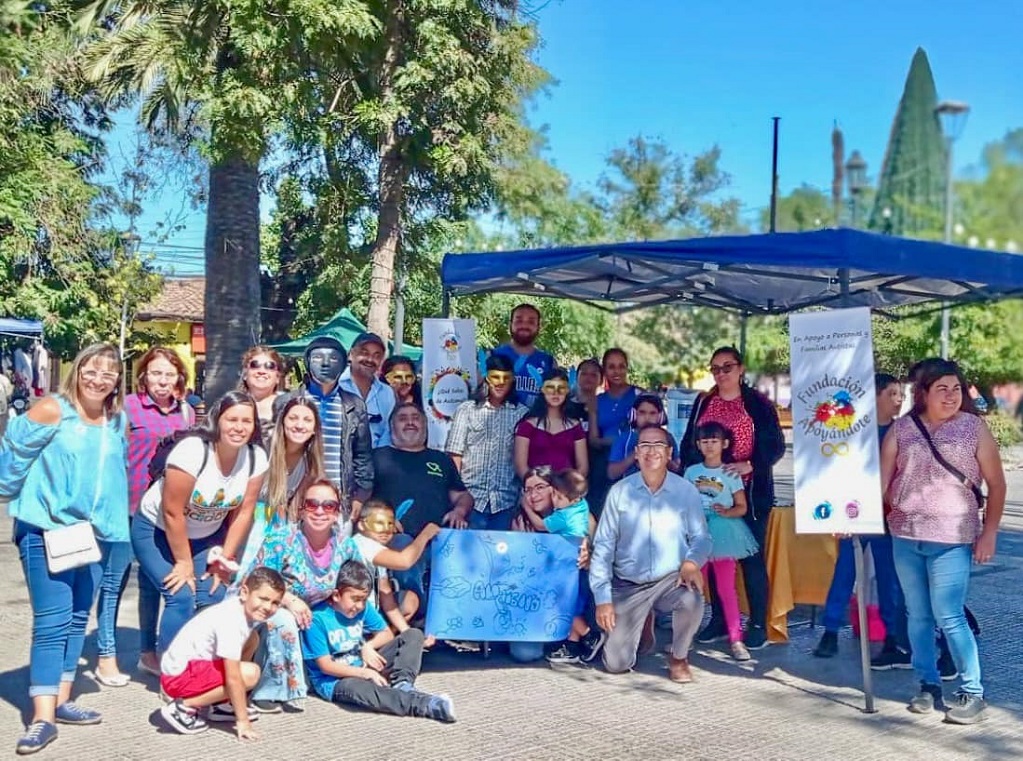 Significativa “MANIFESTACIÓN EN SILENCIO” para pedir por una real implementación de la Ley de Autismo en el país