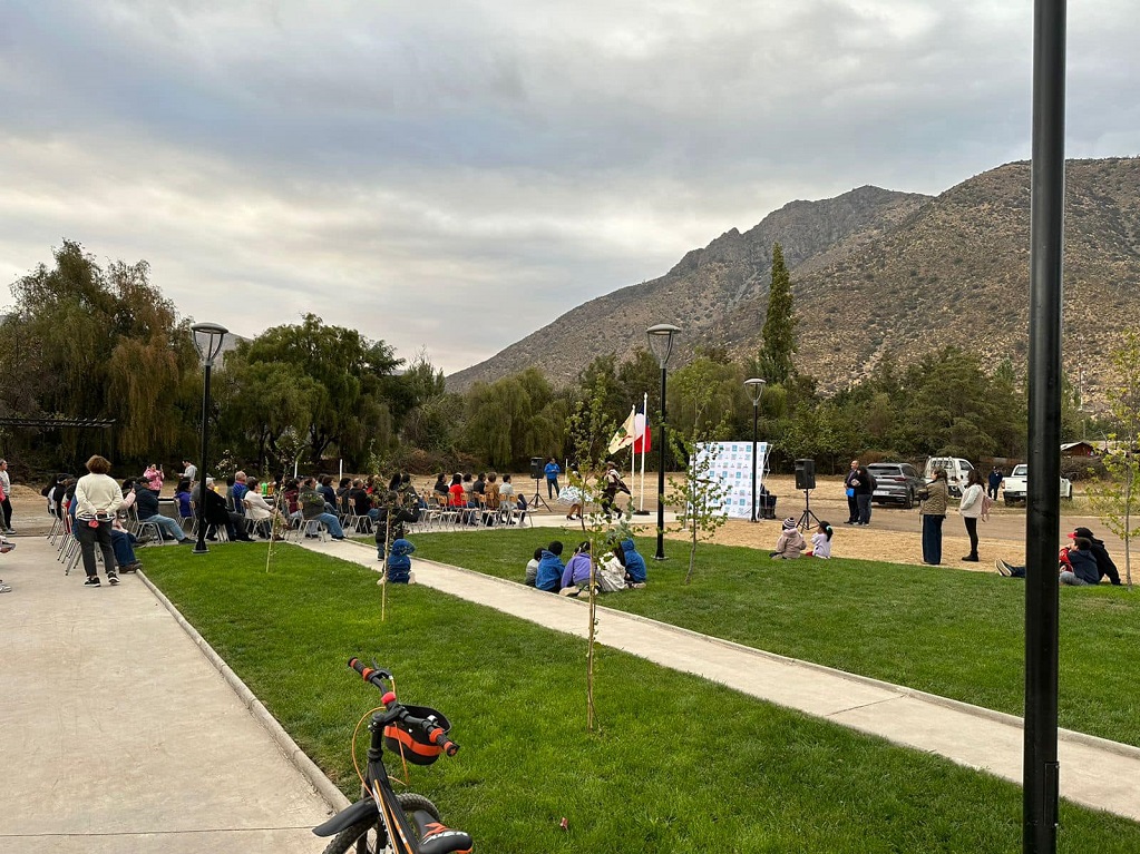 Inauguran moderna Área Verde y Plaza en el sector El Patagual de Rinconada de Guzmanes