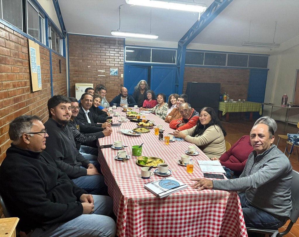 Alcalde Mauricio Quiroz se reunió con dirigentes y vecinos del sector de Granallas para abordar diversas problemáticas, que afectan a la comunidad